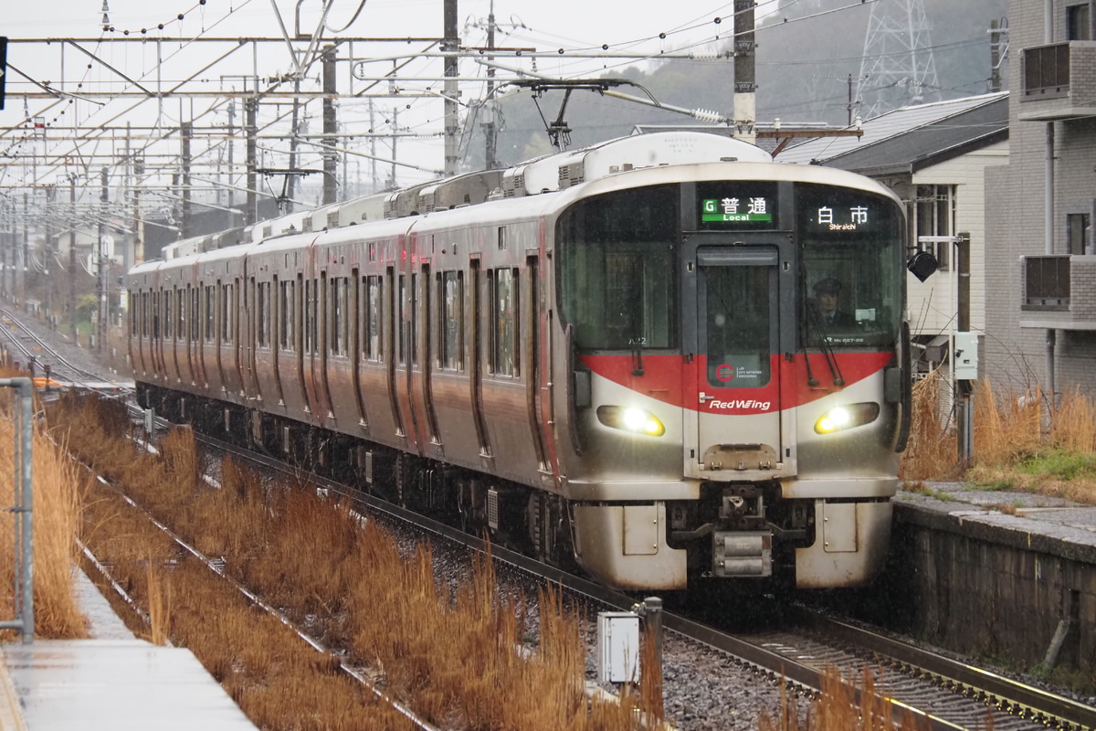 JR西日本  227系 A22編成