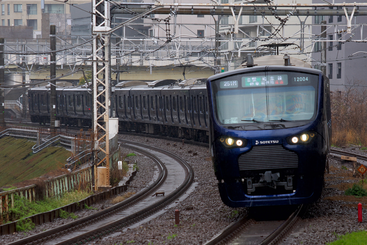 相模鉄道 かしわ台車両センター 12000系 12104F
