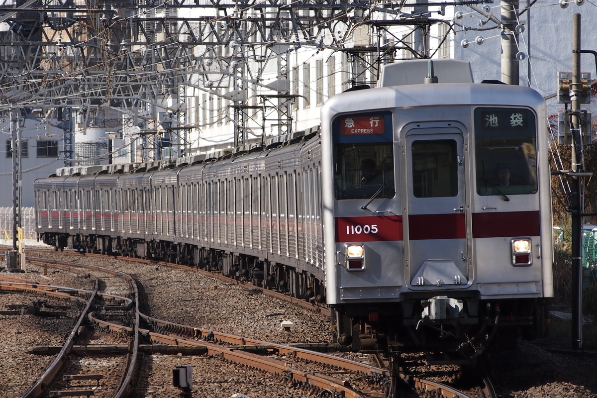 東武鉄道 森林公園検修区 10000系 11005F