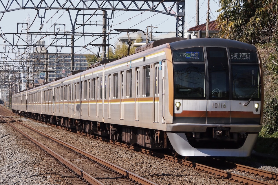 メトロ10000系10116F<br class="br-sp" />(10116編成)の写真