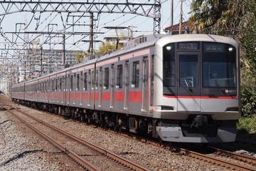 東急電鉄5050系4111Fを志木～柳瀬川間で撮影した画像
