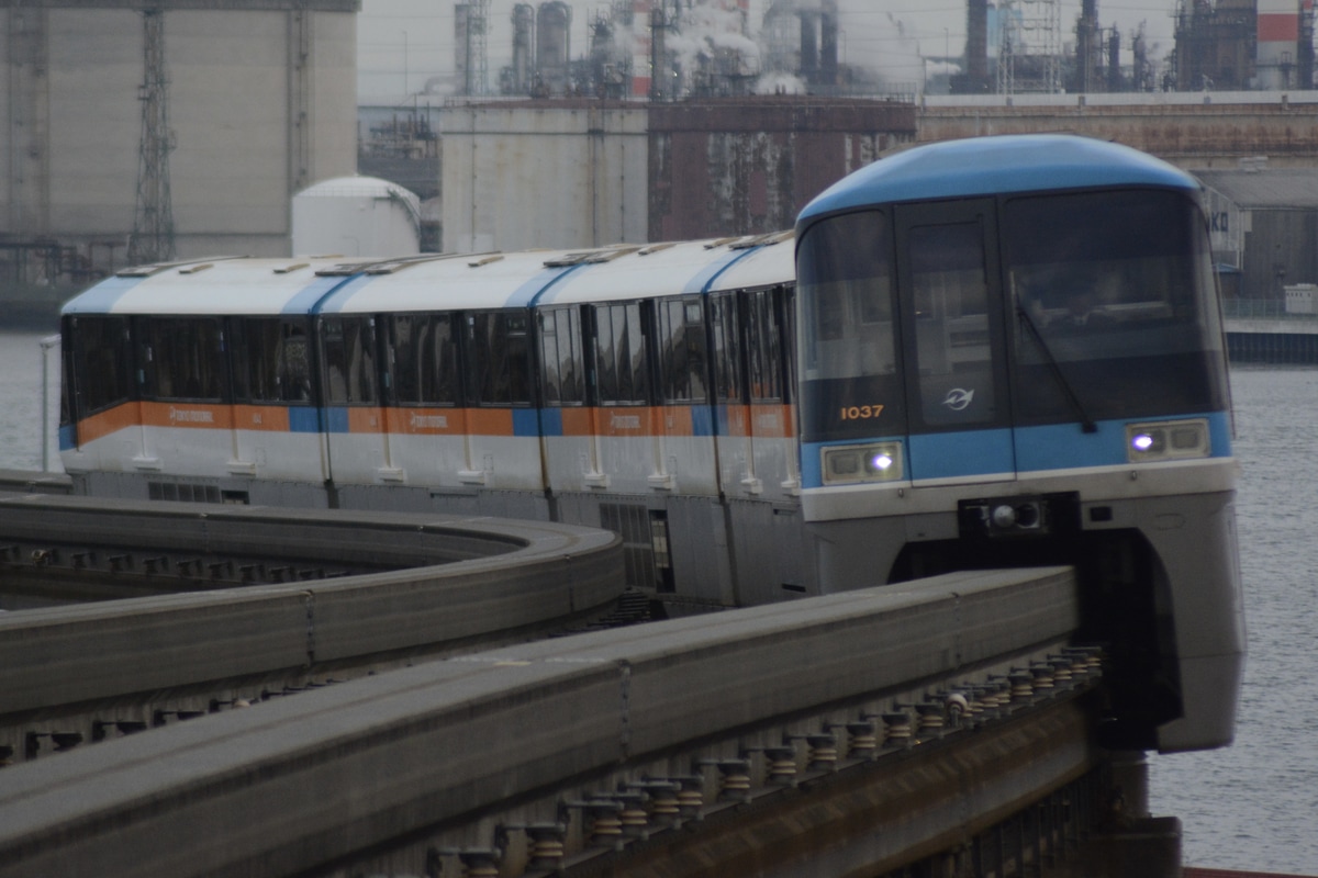 東京モノレール 昭和島車両区 1000形 1037F