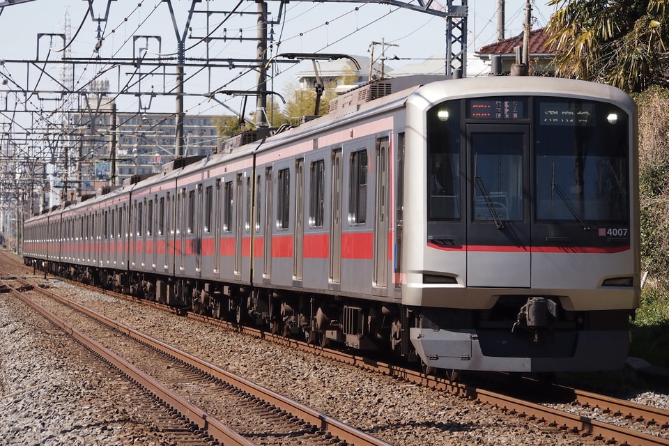 東急5050系4107F<br class="br-sp" />(4107編成)の写真