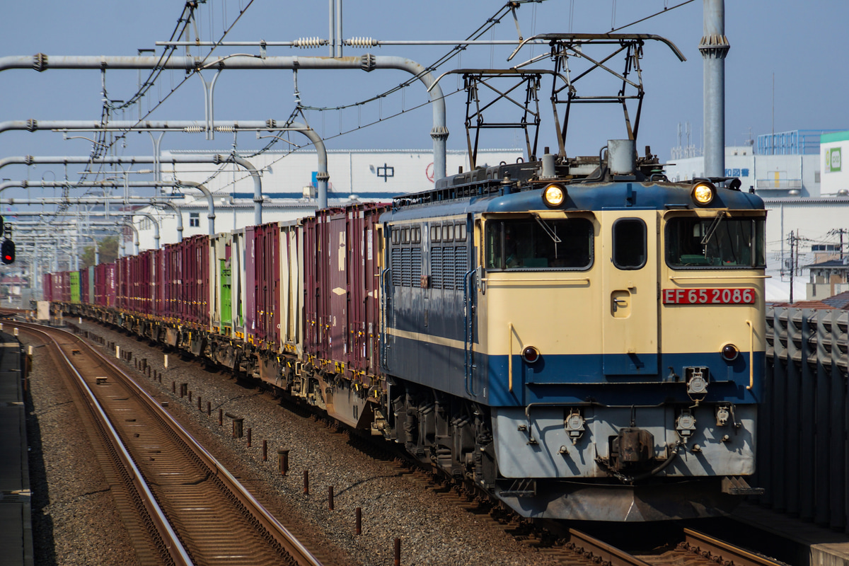 JR東日本  EF65 2086