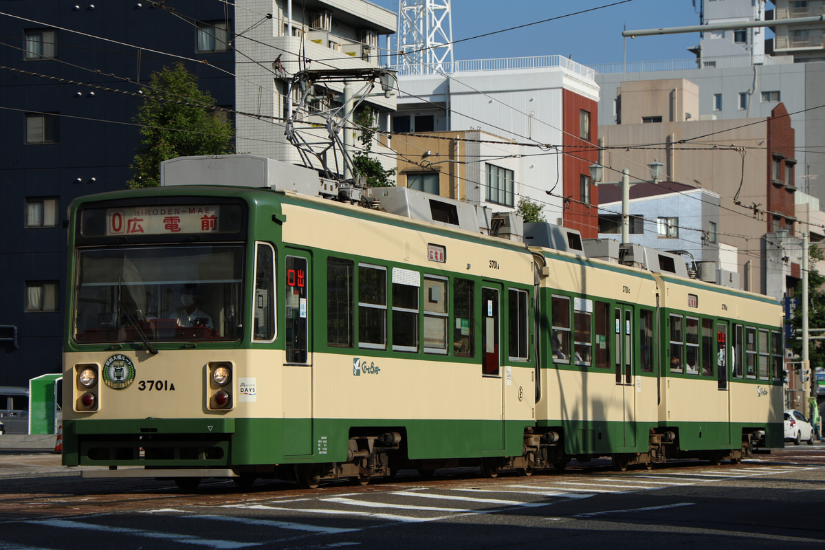 広島電鉄 荒手車庫 3700形 3701