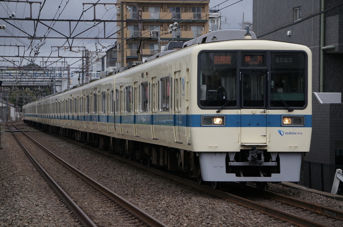 小田急電鉄  8000系 8263f