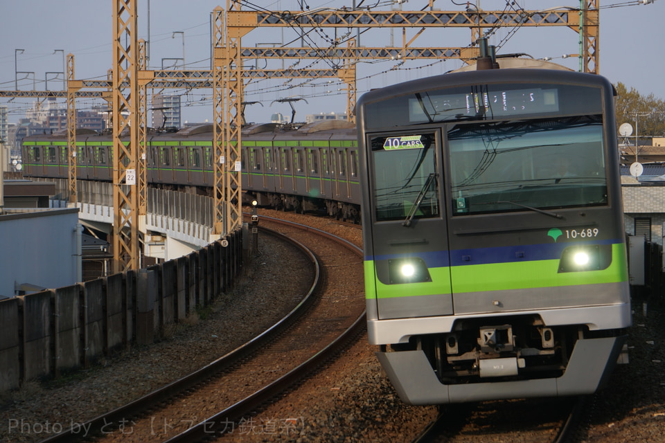 都営10-300形10-680編成<br class="br-sp" />(10-680F)の写真