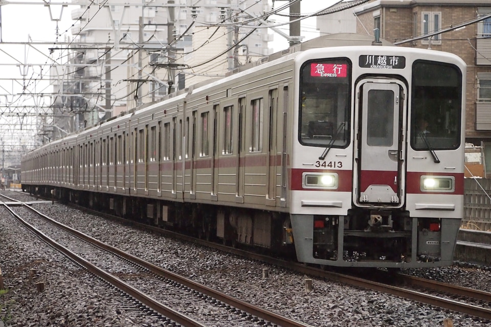 東武30000系31413F<br class="br-sp" />(31413編成)の写真