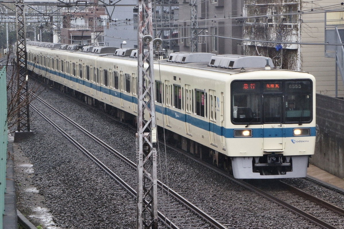 小田急電鉄  8000系 8253f