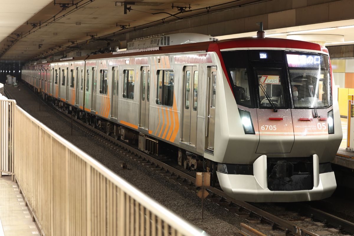 東急電鉄  6000系 6105F