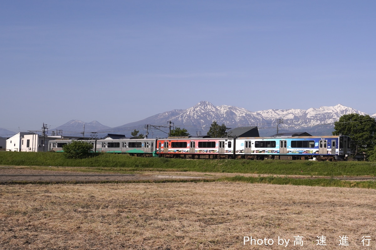 えちごトキめき鉄道 直江津運転センター ET127系 V5編成