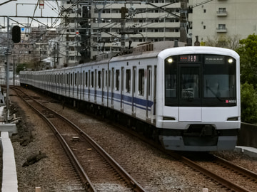東急電鉄5050系4105Fを天王町駅で撮影した画像