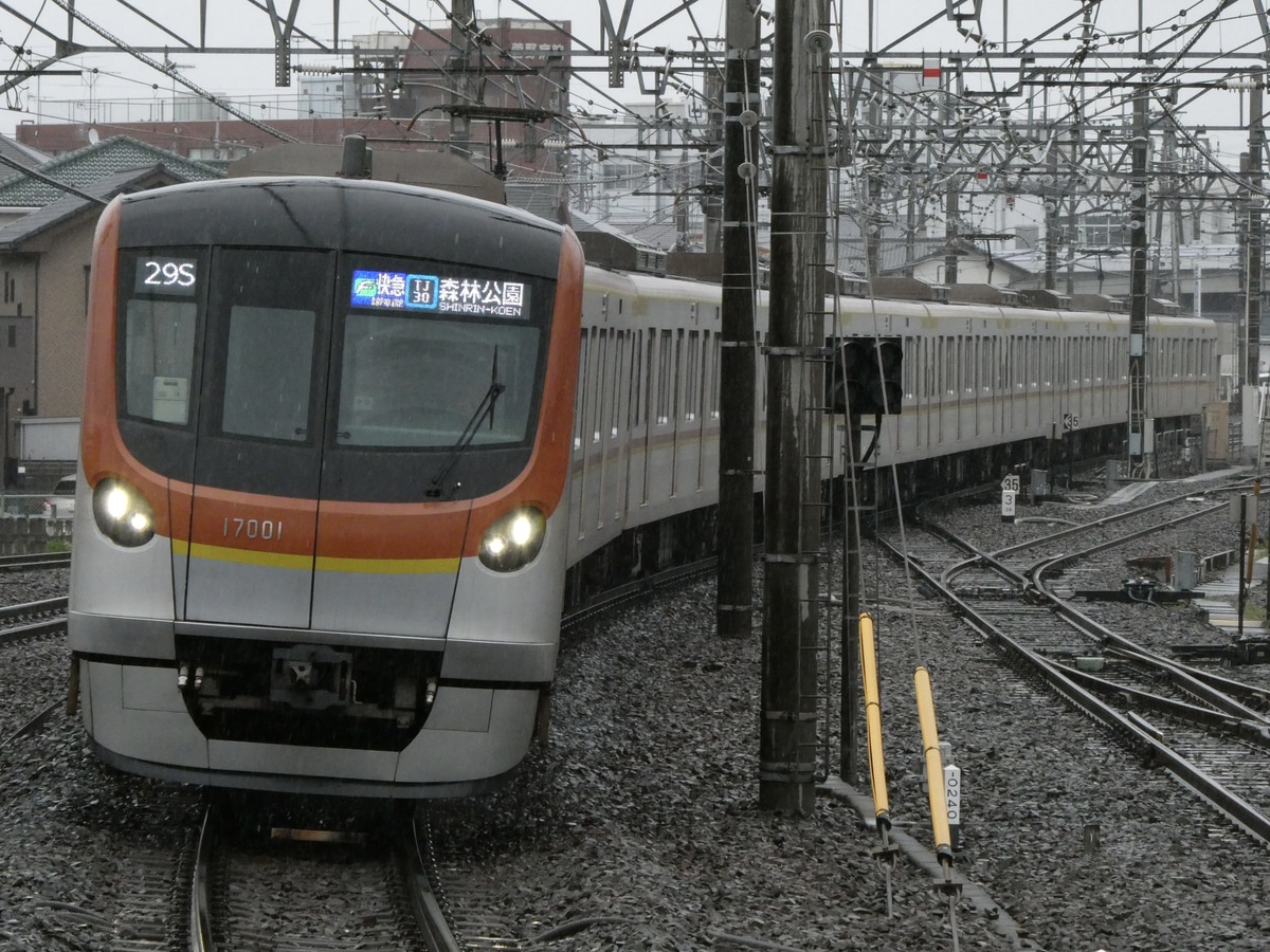 東京メトロ 和光検車区 17000系 17101F