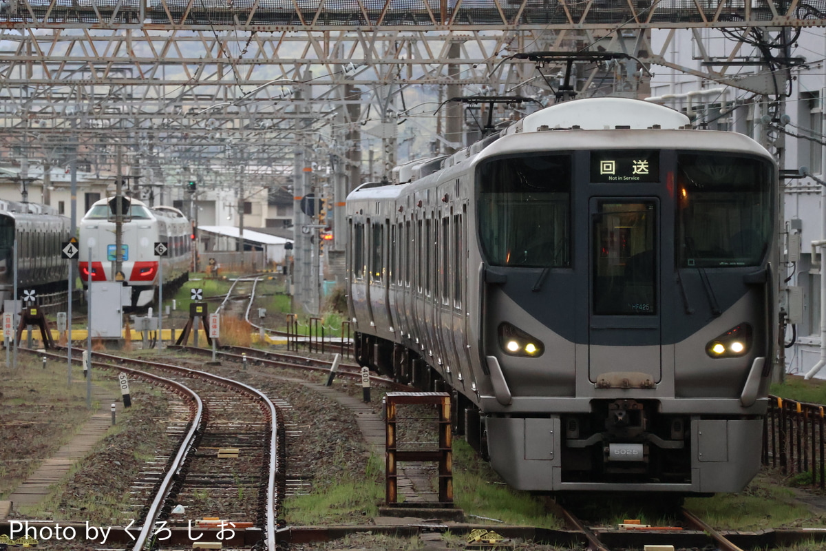 JR西日本 吹田総合車両所日根野支所 225系 HF425編成