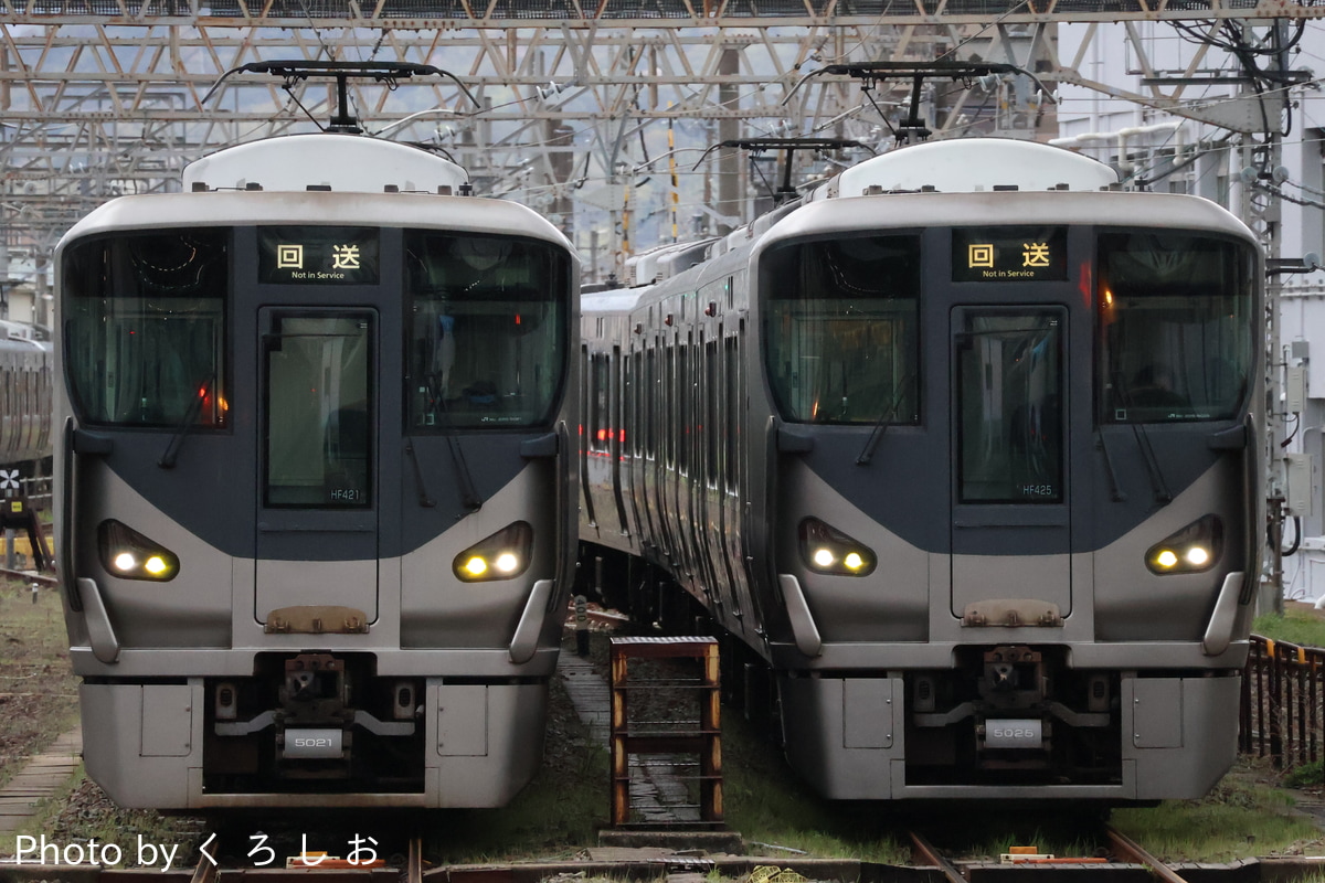 JR西日本 吹田総合車両所日根野支所 225系 HF421編成