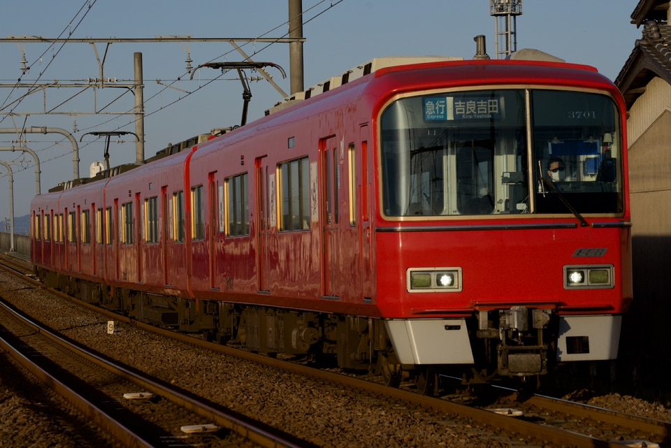 名鉄3700系3702F<br class="br-sp" />(3702編成)の写真