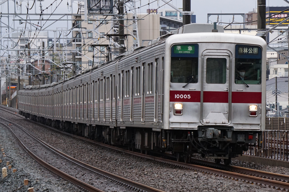 東武鉄道 森林公園検修区 10000系 11005F
