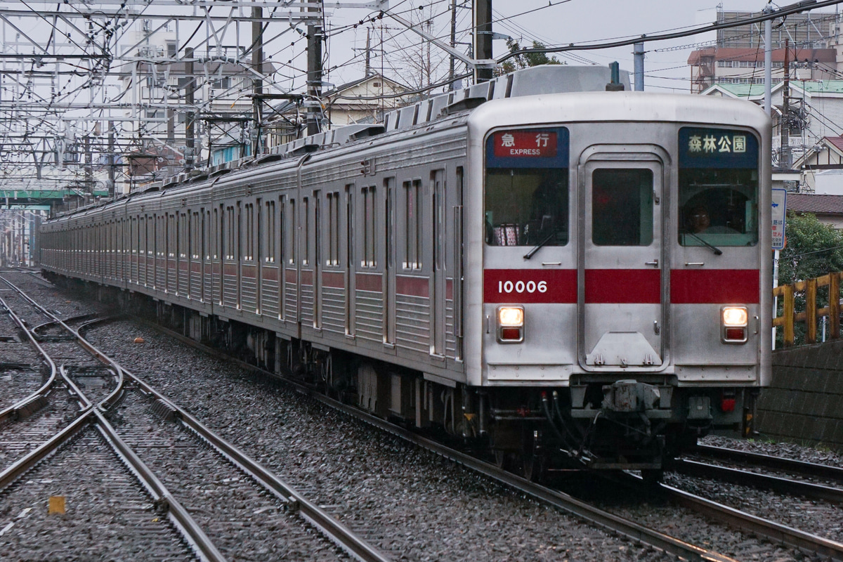 東武鉄道 森林公園検修区 10000系 11006F
