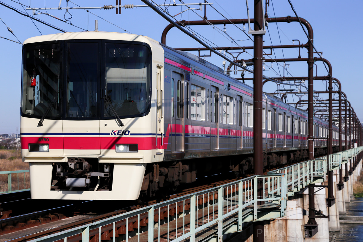 京王電鉄  8000系 8730F