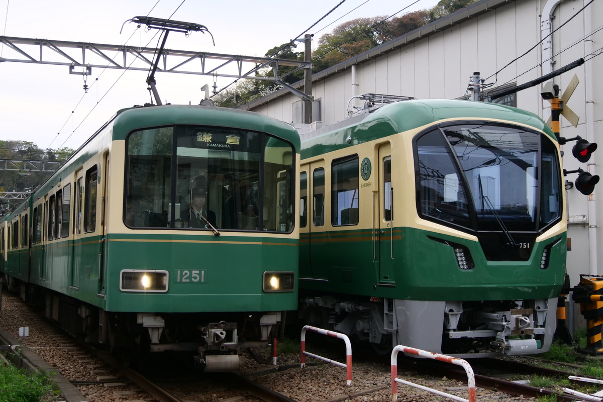 江ノ島電鉄 極楽寺検車区 1000形 1201F