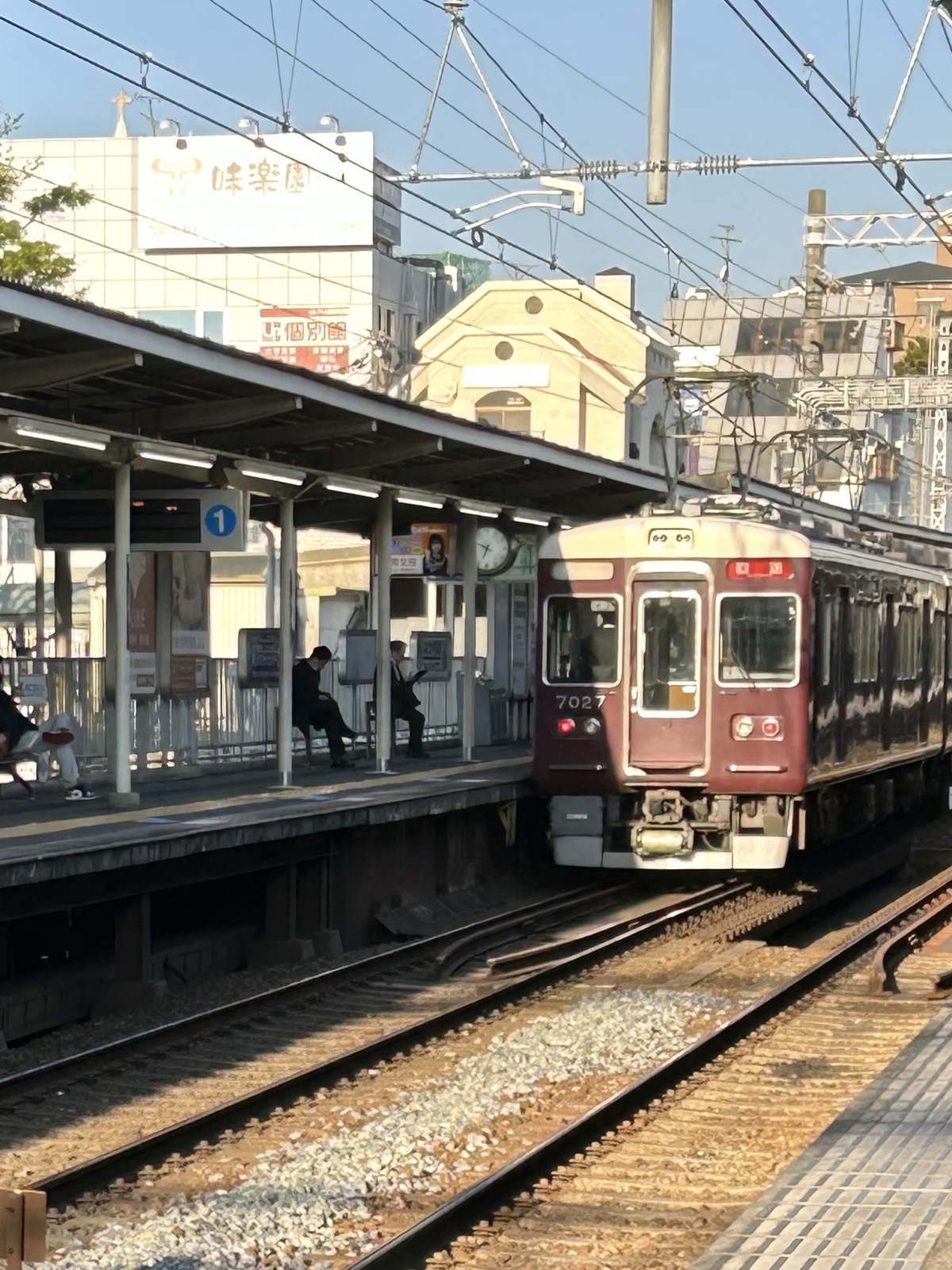 阪急電鉄 西宮車庫 7000系 7027f