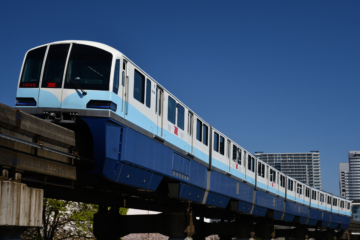 東京モノレール 昭和島車両区 10000形 10041F