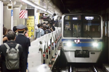 北総鉄道 7300形 押上駅付近