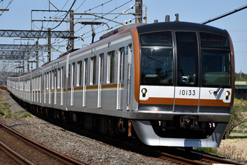 東京メトロ10000系10133Fを東松山～高坂間で撮影した画像
