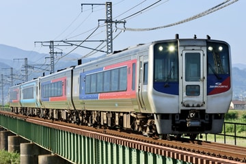 JR四国 N2000系 北伊予～市坪間付近