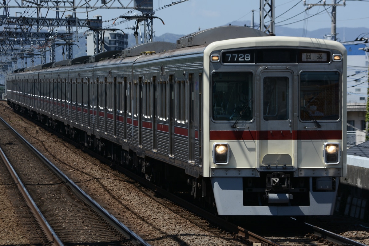 京王電鉄 若葉台検車区 7000系 7728F