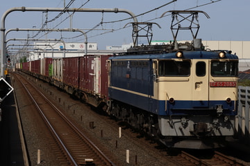 JR貨物 新鶴見機関区 EF65 2085