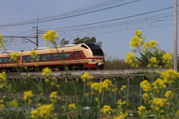byクハ381-142
