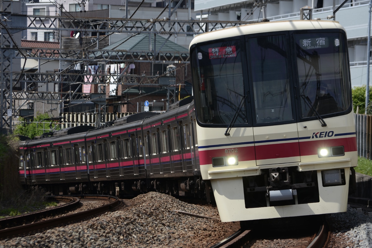 京王電鉄 若葉台検車区 8000系 8702F