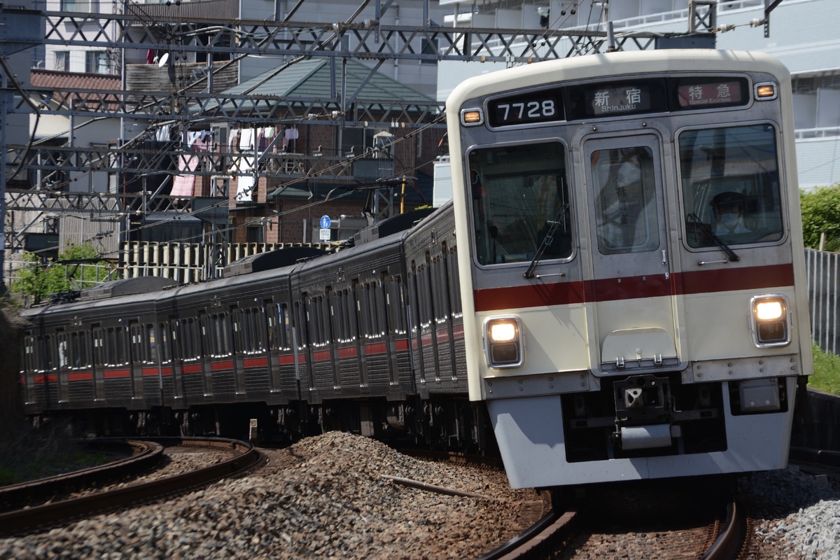 京王電鉄 若葉台検車区 7000系 7728F