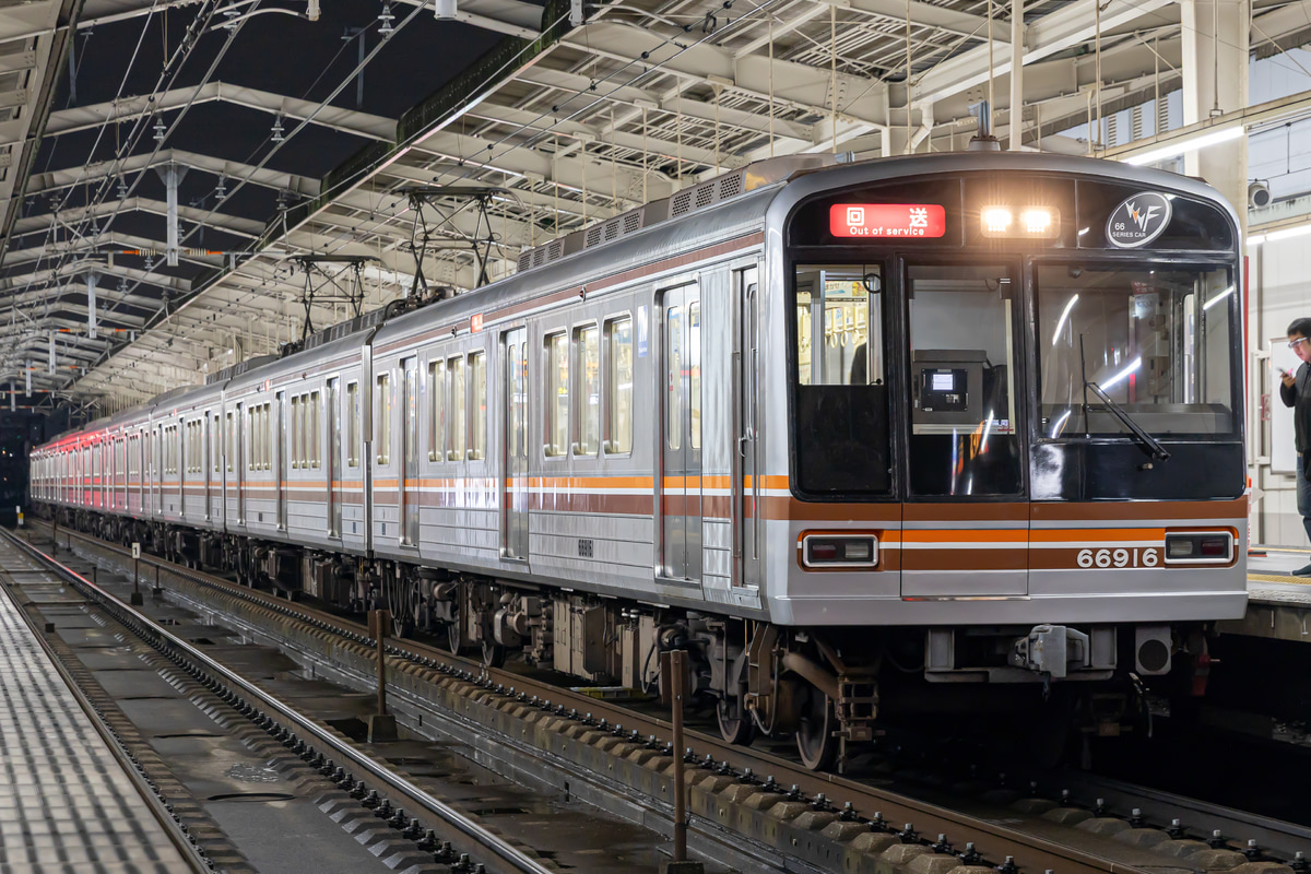 大阪市交通局  66系 66616F