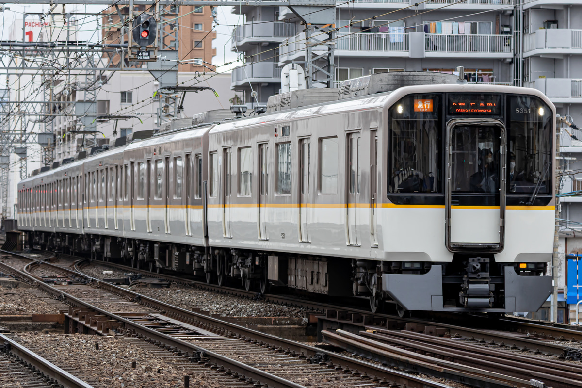 近畿日本鉄道  5820系 DF51