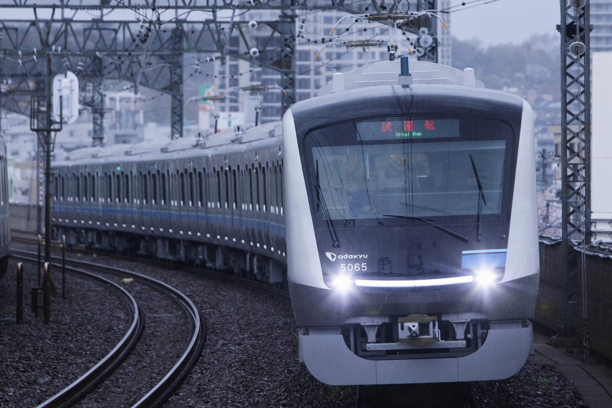 小田急電鉄  5000形 5065F