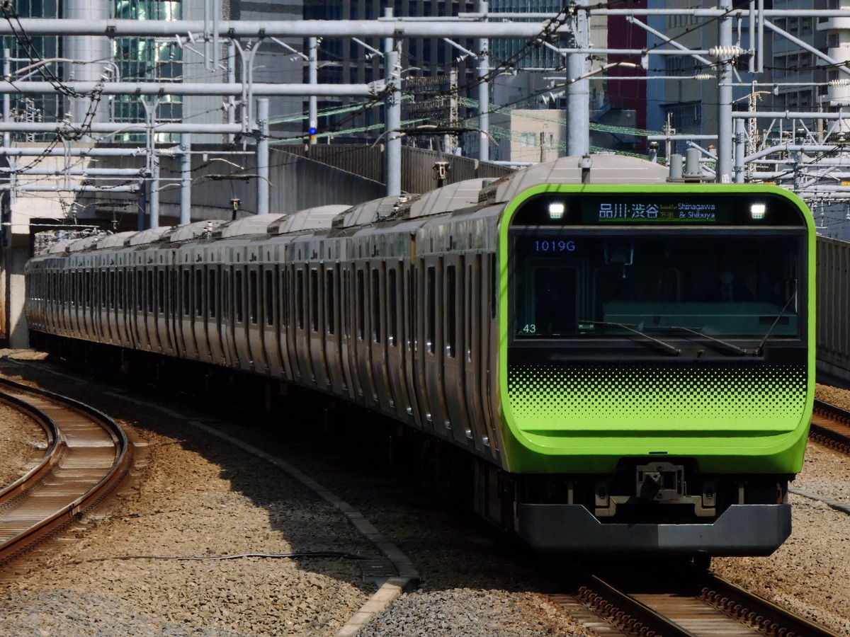 JR東日本  E235系 