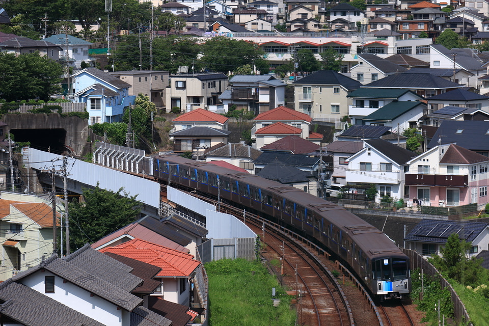 横市交4000形4641F<br class="br-sp" />(4641編成)(No.64)の写真