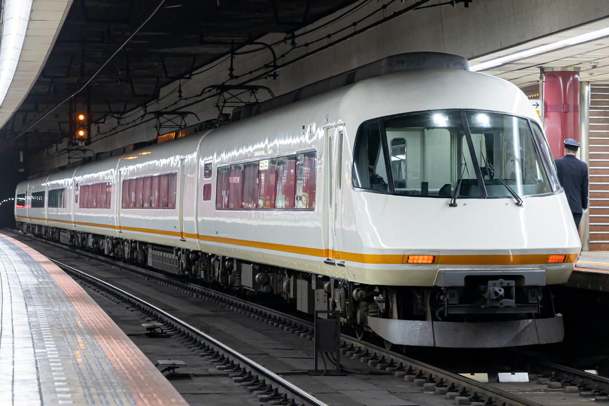 近畿日本鉄道  21000系 UL05