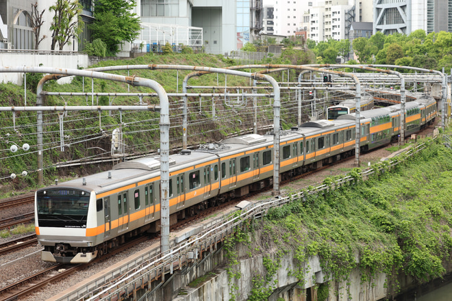 中央快速線のE233系0番代は何故他のE233系と違うの?のイメージ写真2枚目