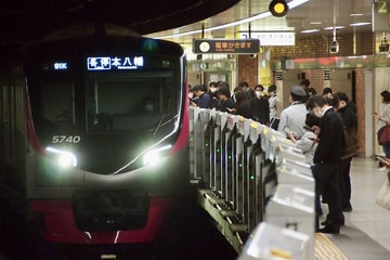 京王電鉄 若葉台検車区 5000系 5740F