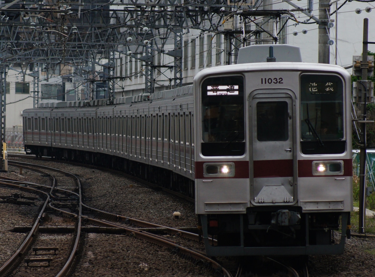 東武鉄道 森林公園検修区 10030系 11032F