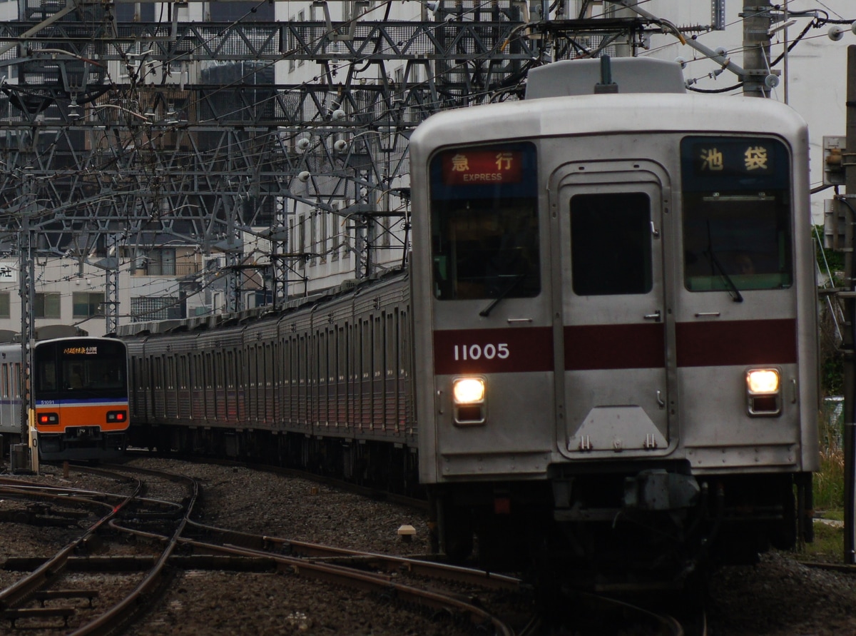 東武鉄道 森林公園検修区 10000系 11005F