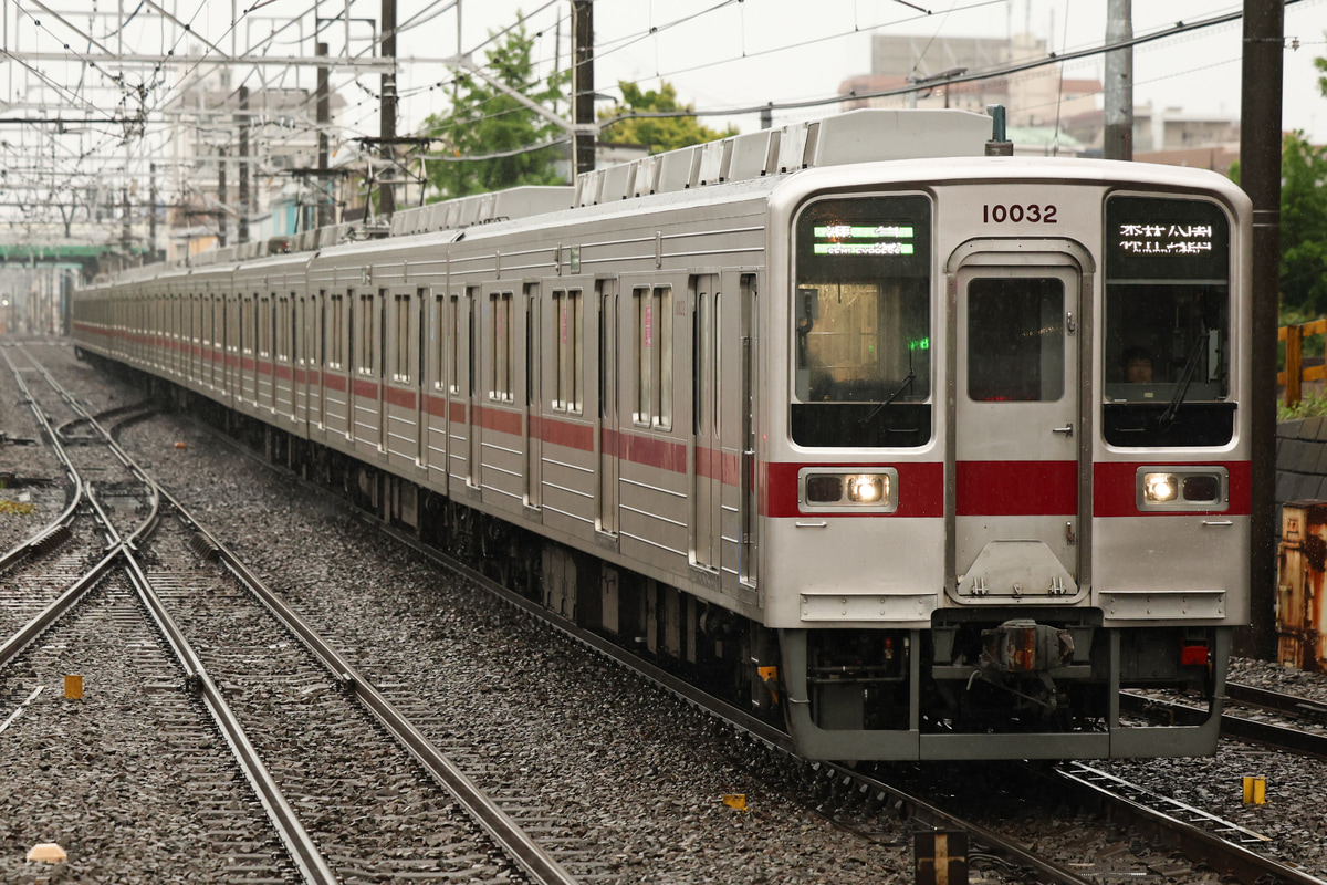 東武鉄道  10030型 11032F