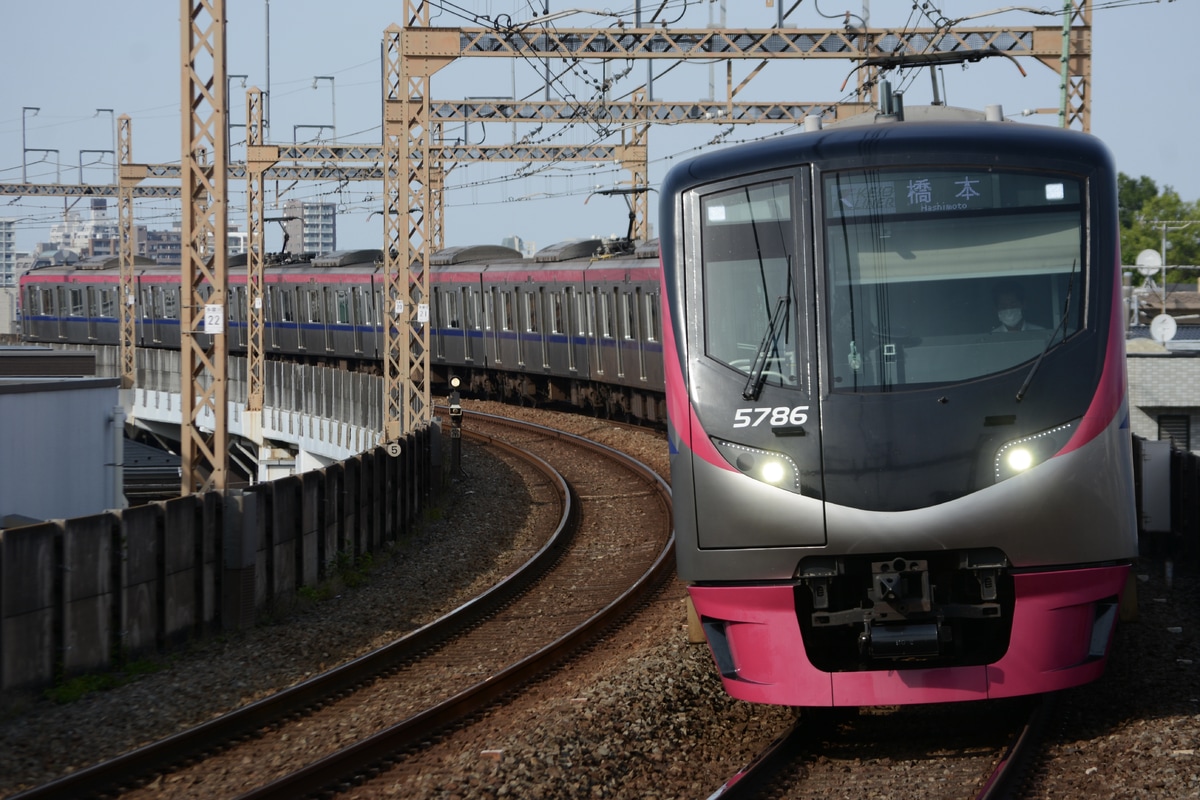京王電鉄 若葉台検車区 5000系 5736F