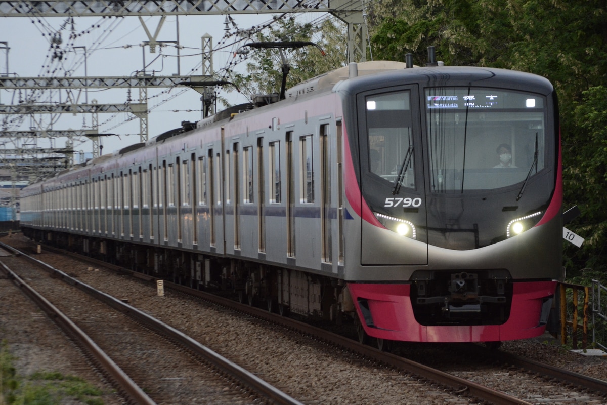 京王電鉄 若葉台検車区 5000系 5740F