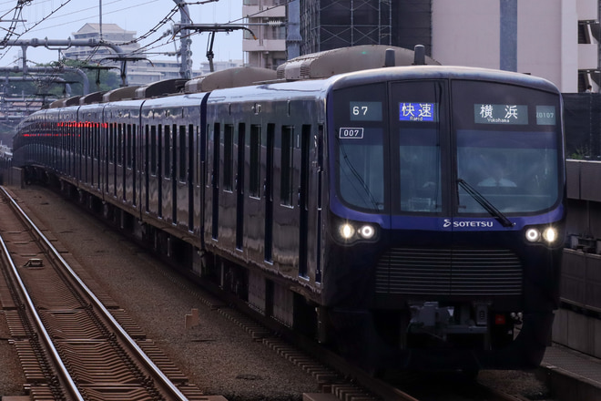 by快速田町行き