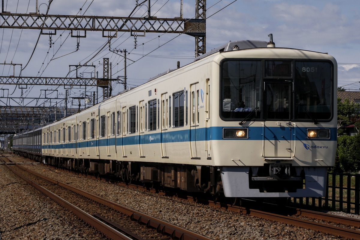 小田急電鉄  8000形 8051F