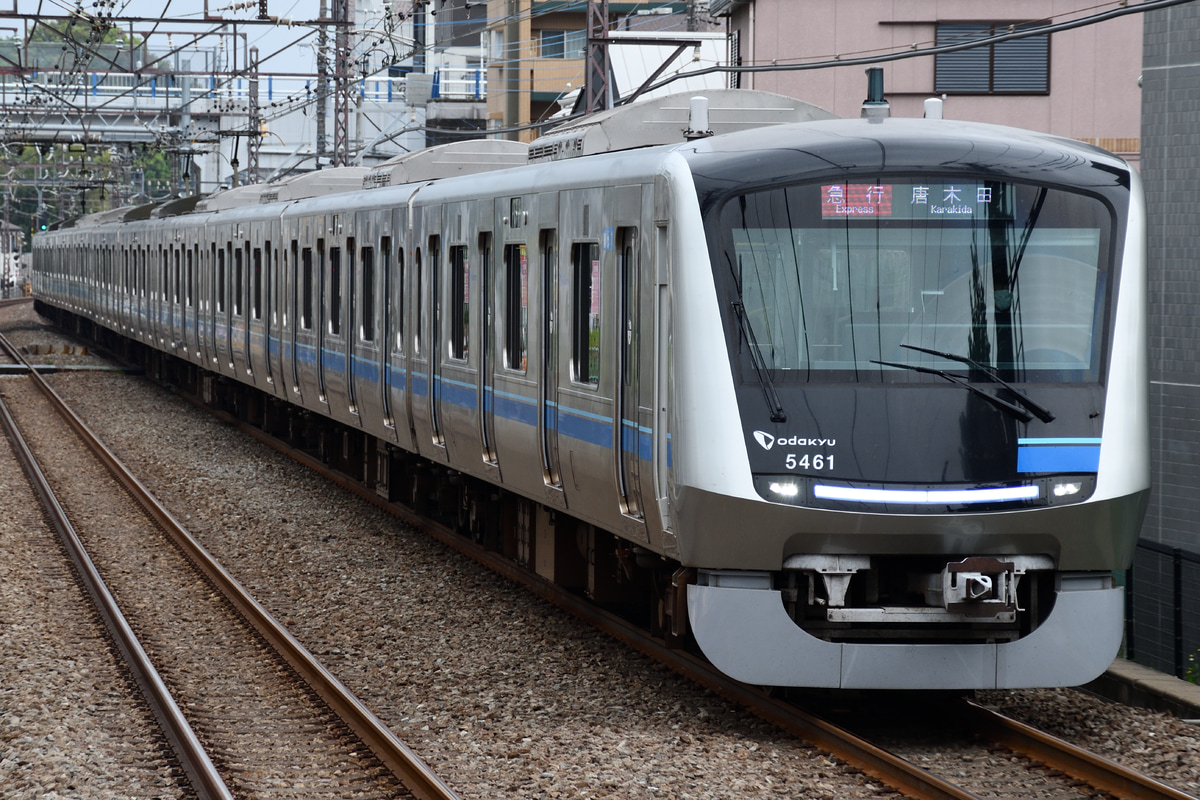 小田急電鉄 喜多見検車区 5000形 5061×10